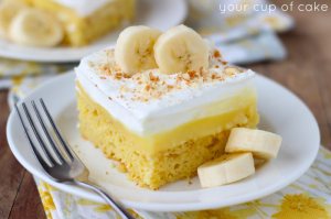 banana-pudding-poke-cake